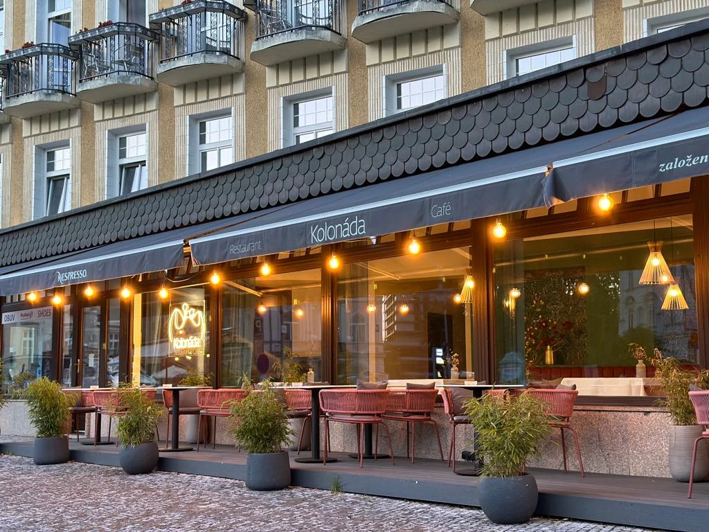 morava1 KOLONADA 4* Lentuur