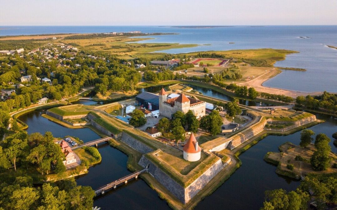 Архипелаг островов Сааремаа — Муху и фестиваль пионов!