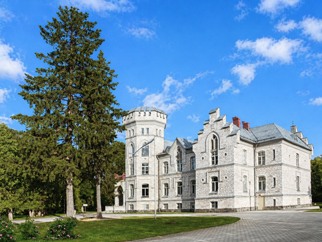 Неизведанные замки Харьюмаа! Lentuur